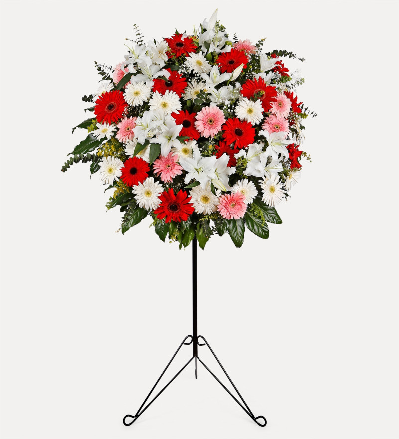Seçkin Renkli Gerbera ve Lilyumlardan Hazırlanmış Ferforje Aranjmanı